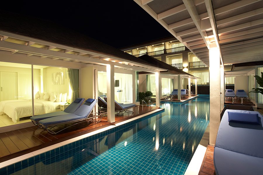 Pool Access Villa